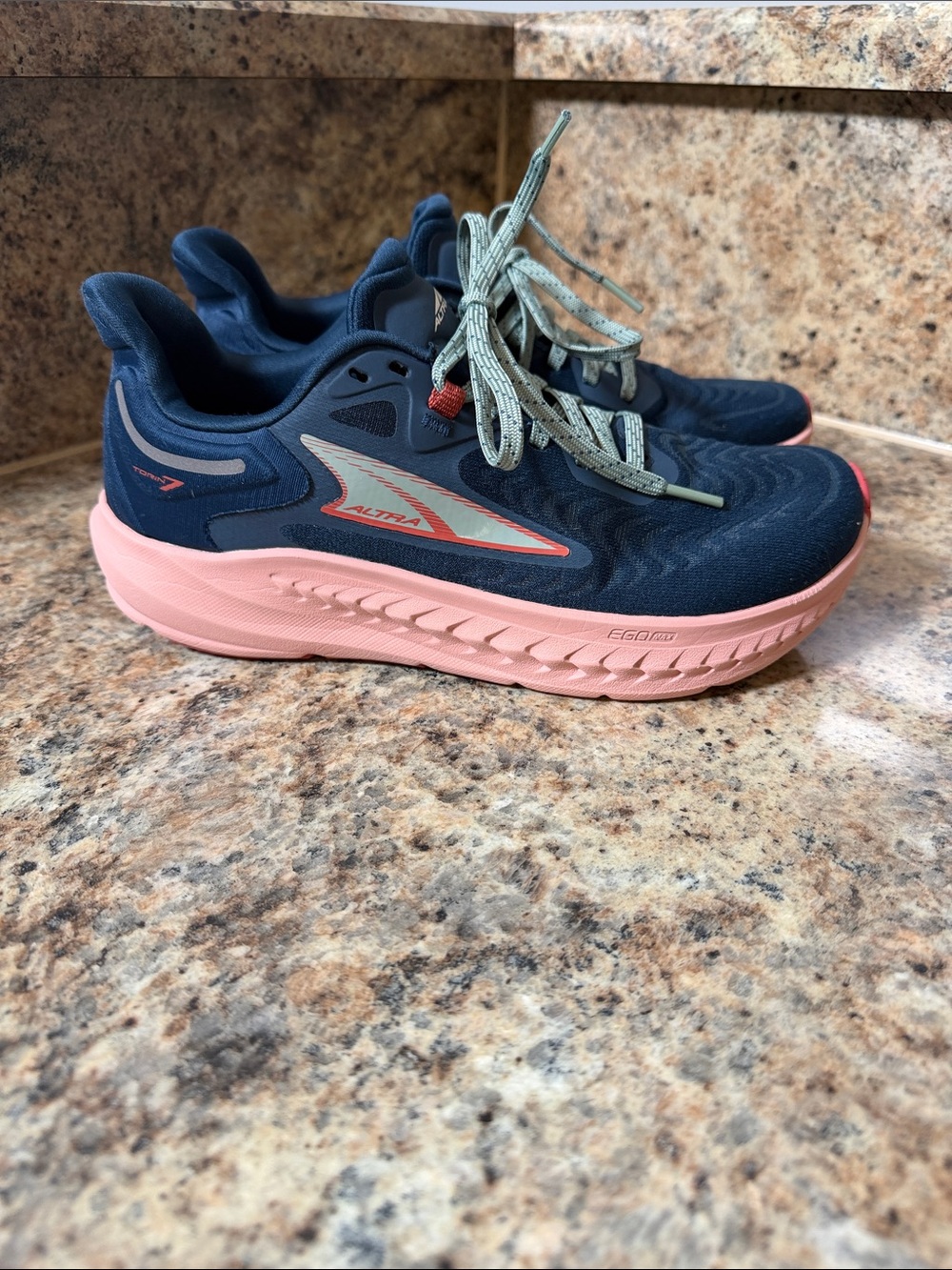 Altra Torin 7 Women's Navy Blue and Pink Running Sneakers - Picture 2 of 11